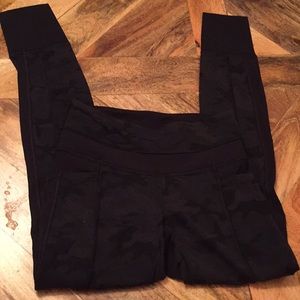 Lululemon camo leggings